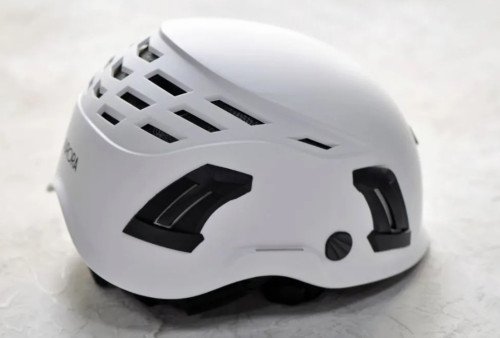  Каска GURU Aurora White в Астрахани  