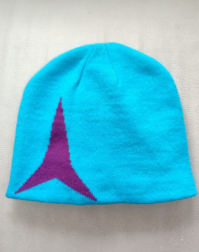 Шапка Atomic AMT REVERSIBLE в Астрахани