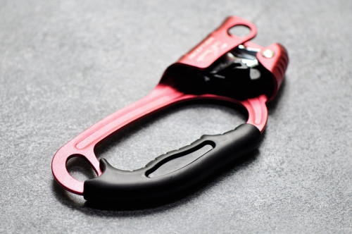  Зажим Guru Inception под правую руку в Астрахани  