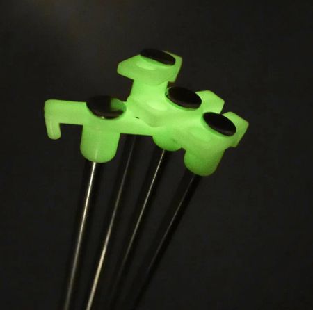 Колышки Следопыт Т-обр.со светонак.для палатки (4 шт.)