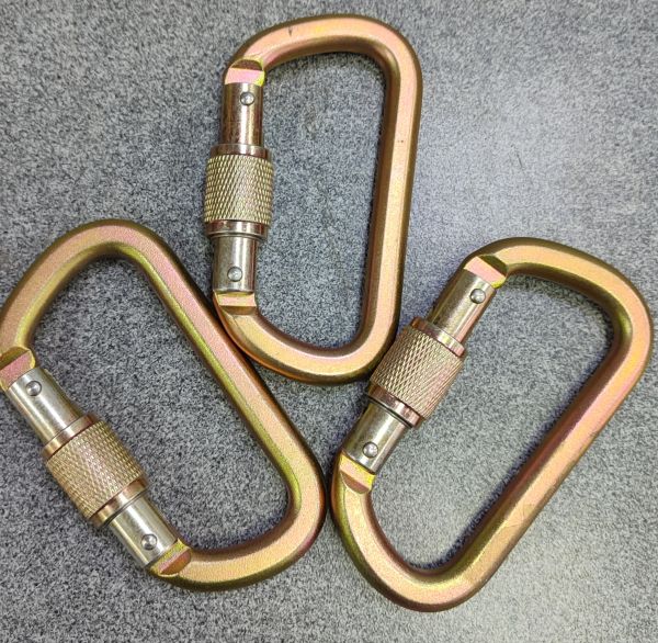  Карабин Венто Высота 512 сталь трапеция муфта (3шт) в Астрахани  