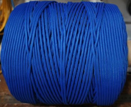  Шнур ПА плетеный 16-ти пр.с ПА серд.d 4 мм синий в Астрахани  